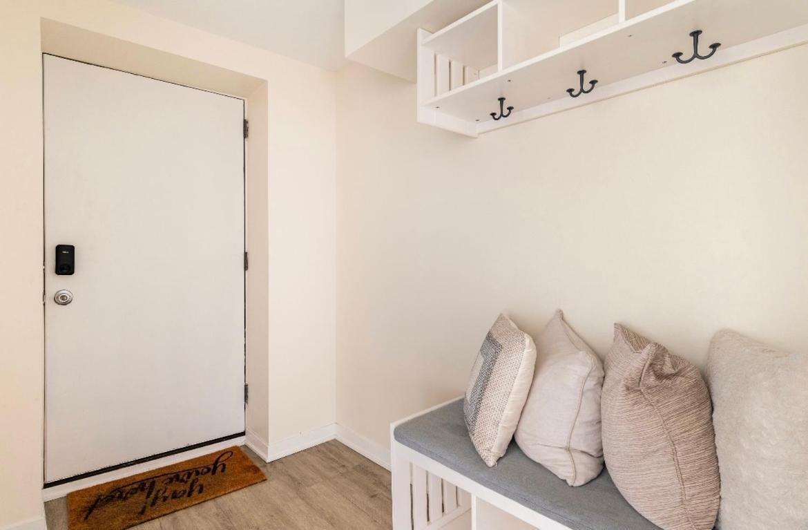 Cozy 2 Brm Apartment Mins Away From United Center Chicago Exterior foto